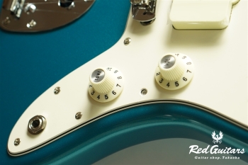 Made in Japan Traditional Late 60s Jazzmaster - Ocean Turquoise Metallic